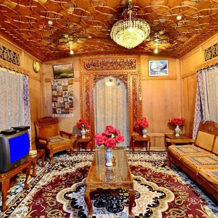 מלון Srīnagar Umbrella Group Of House Boat מראה חיצוני תמונה