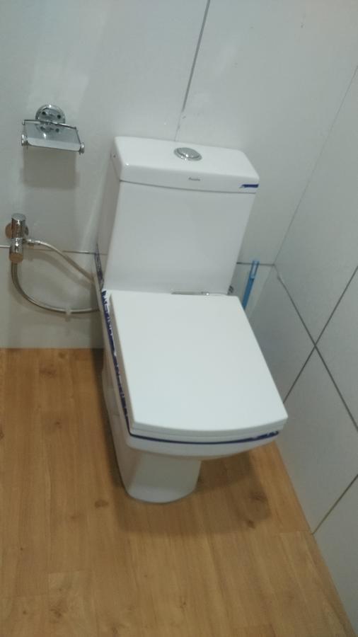 מלון Srīnagar Umbrella Group Of House Boat מראה חיצוני תמונה